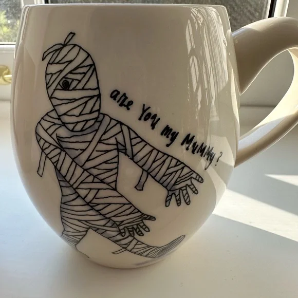 Rae Dunn by Magenta s/4 Halloween mugs. - Picture 4 of 13